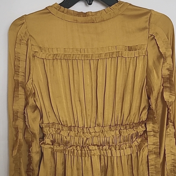 O.P.T. YELLOW / GOLD LONG SLEEVE BLOUSE - Picture 10 of 10